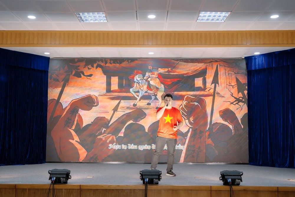 Tiết mục Thịnh vượng Việt Nam sáng ngời - Quốc Toàn Trung tâm ĐHKT